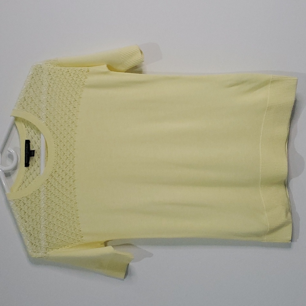 Banana Republic Pale Yellow Crochet knit light weight short sleeve sweater XXS